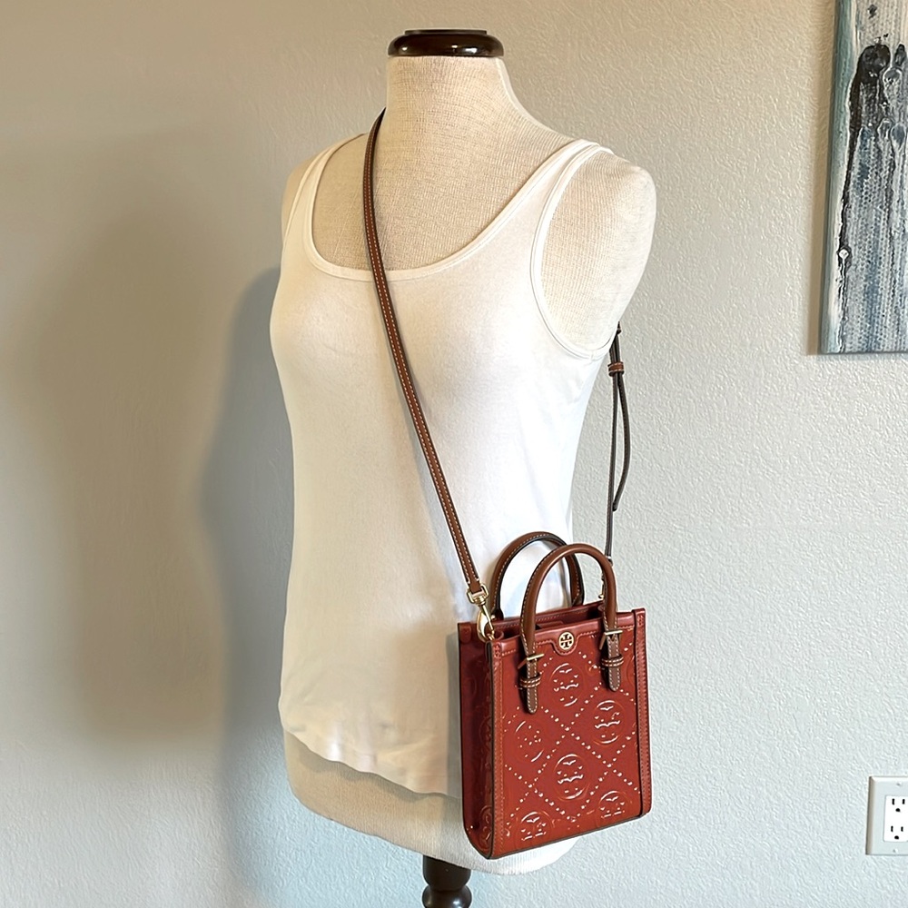 🆕Tory Burch Small Orange Patent Logo Crossbody